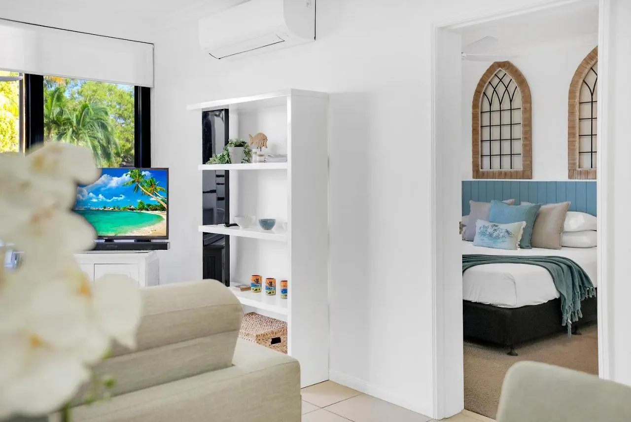 Elysium Apartments Palm Cove Australia